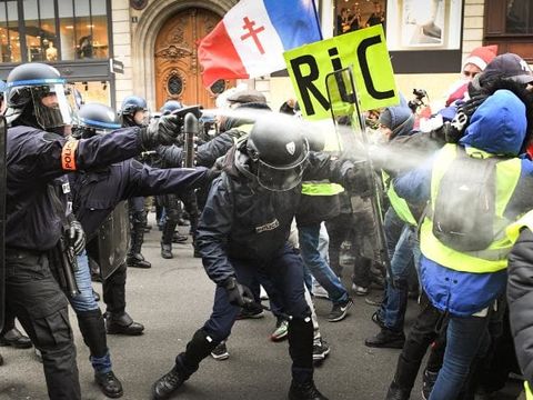 'yellow vests' protest