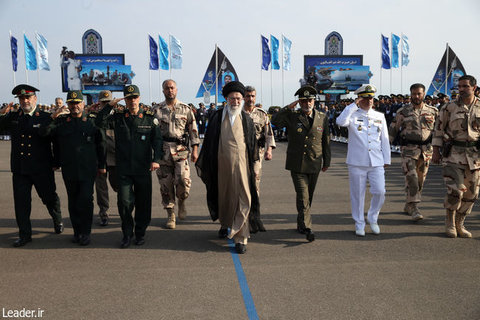 رهبری در دانشگاه علوم دریایی نوشهر